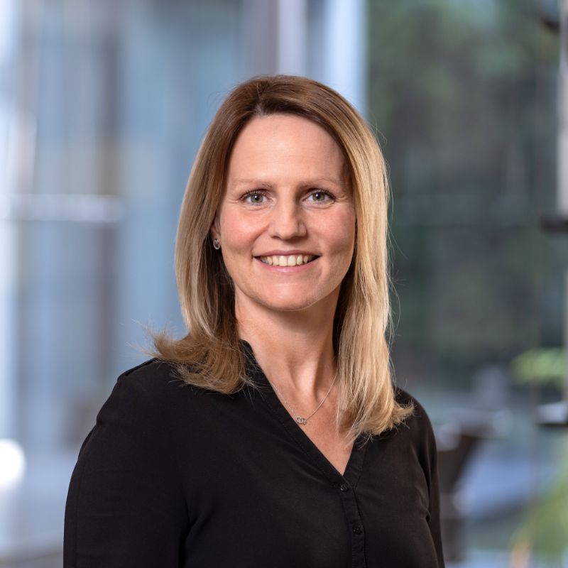 Dr.-Klassen+Partner_Assistenz-katja-huebner_0F8A2757